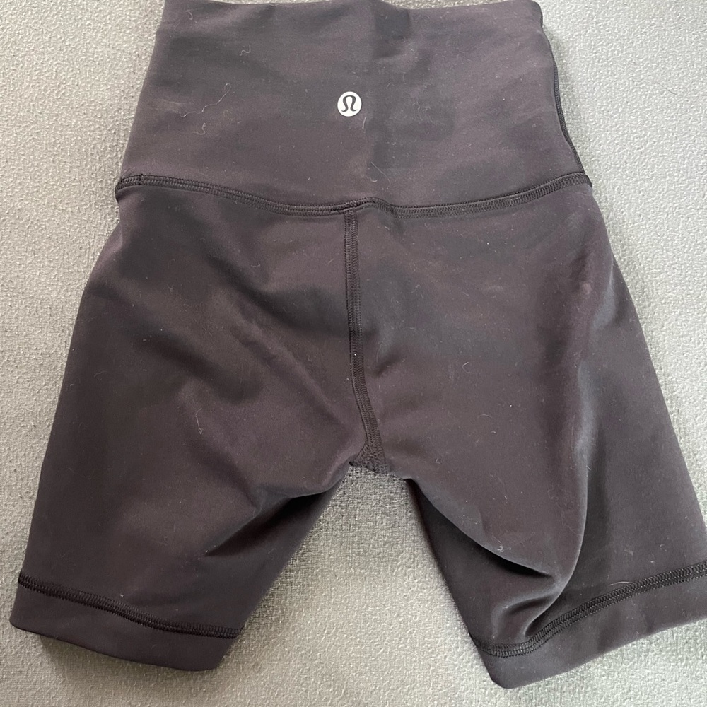 LULULEMON black biker spandex shorts size 0